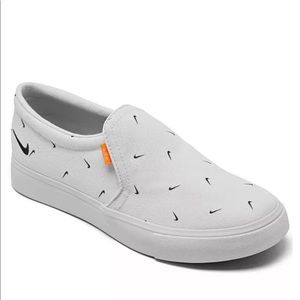 NWOT Nike Women's Court Royale AC Slip-On Casual Sneakers